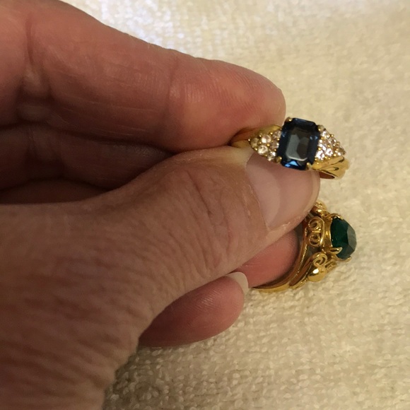 Jewelry - Costume jewelry lot of 2 rings